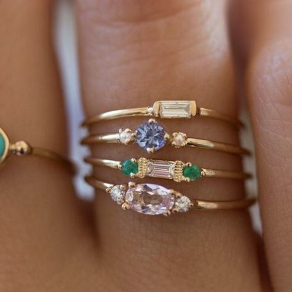 5⭐️⭐️’s 4 Piece Yellow Gold Gemstone Midi Ring Set - Picture 7 of 8